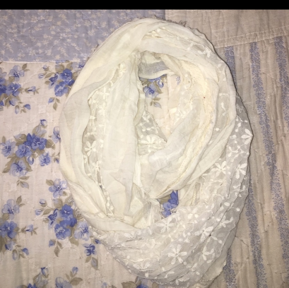 Lace detail infinity scarf